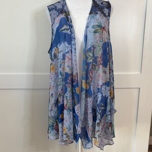 LOGO by Lori Goldstein Blue Floral Sleeveless Top